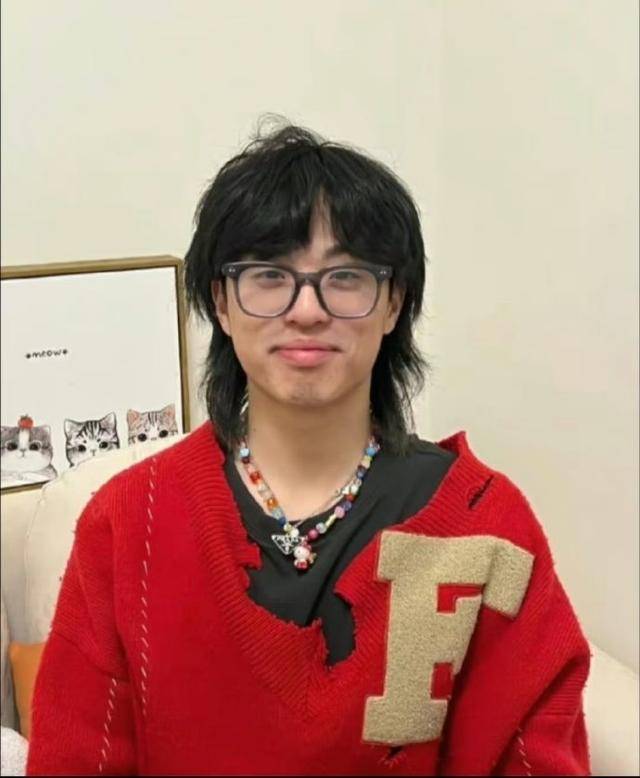 突传噩耗,28岁男歌手抢救无效身亡!9月底刚发布新专辑